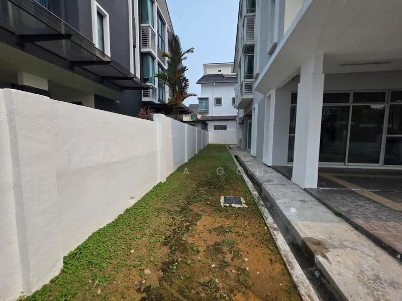 Semi-Detached House for Sale in Laman Rimbunan (Kepong) - Anna Goh - Exterior - PropertyGuru.com.my