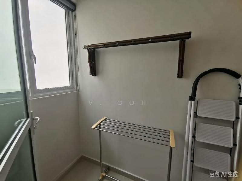 Kondominium untuk Disewa di Havana Beach Residences - V. Goh - Balcony - PropertyGuru.com.my