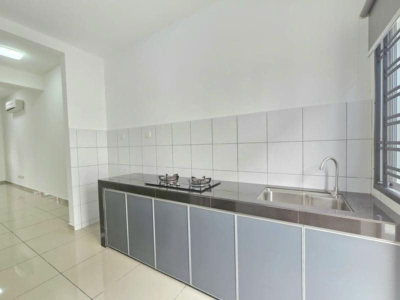 2-storey Terraced House for Rent in Bandar Rimbayu (Telok Panglima Garang) - Leon Goh - Kitchen - PropertyGuru.com.my