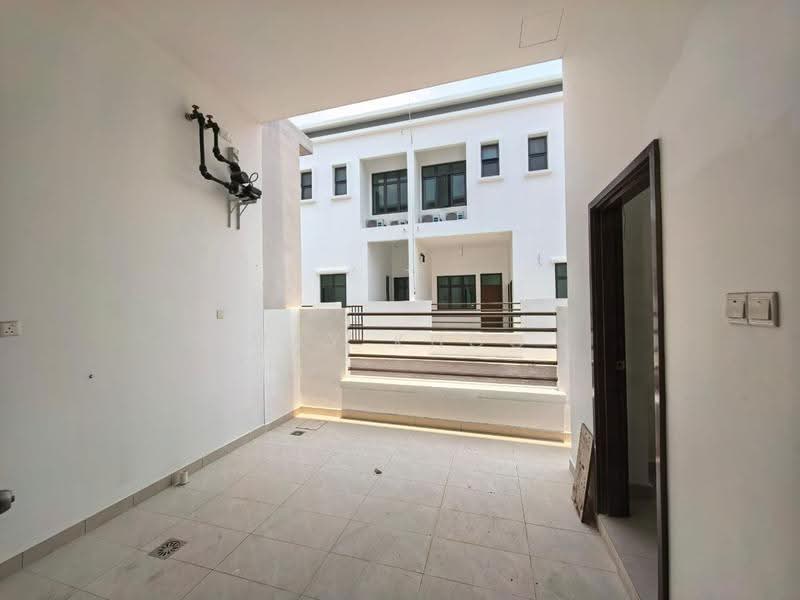 Rumah Teres 2-Tingkat untuk Dijual di Johor Bahru (Johor) - May Khoo - Exterior - PropertyGuru.com.my