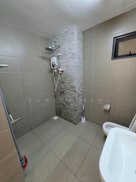 Condominium for Rent at Parkhill Residence - Eunice Sim - Bathroom - PropertyGuru.com.my