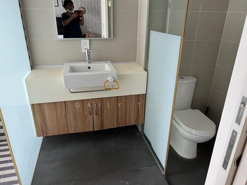 Rumah Teres 3-Tingkat untuk Dijual di Cyberjaya (Selangor) - Gaily Tay - Bathroom - PropertyGuru.com.my