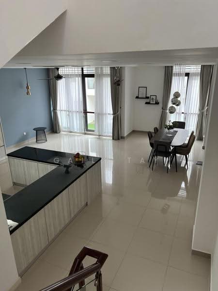 Rumah Teres 3-Tingkat untuk Dijual di Cyberjaya (Selangor) - Gaily Tay - Dining Room - PropertyGuru.com.my