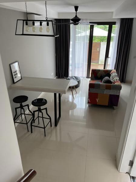 Rumah Teres 3-Tingkat untuk Dijual di Cyberjaya (Selangor) - Gaily Tay - Living Room - PropertyGuru.com.my