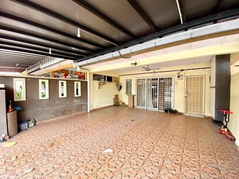 Rumah Teres 2-Tingkat untuk Dijual di Taman Prima Saujana (Kajang) - Aimi Mahirah - Exterior - PropertyGuru.com.my
