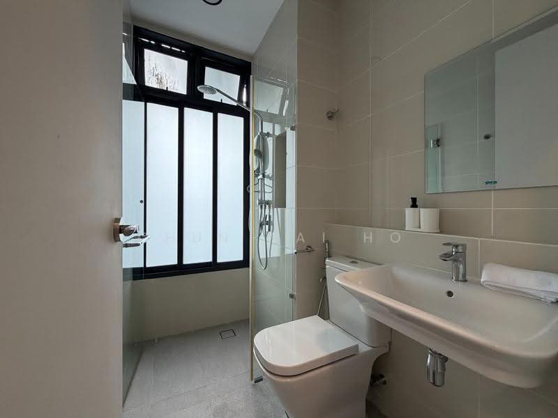 Kondominium untuk Disewa di Waltz Residences - Chun Wai Ho - Bathroom - PropertyGuru.com.my
