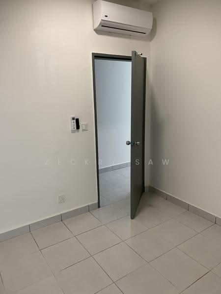 Kediaman Servis untuk Disewa di E'Island Lake Haven - Zeckry Saw - Interior - PropertyGuru.com.my