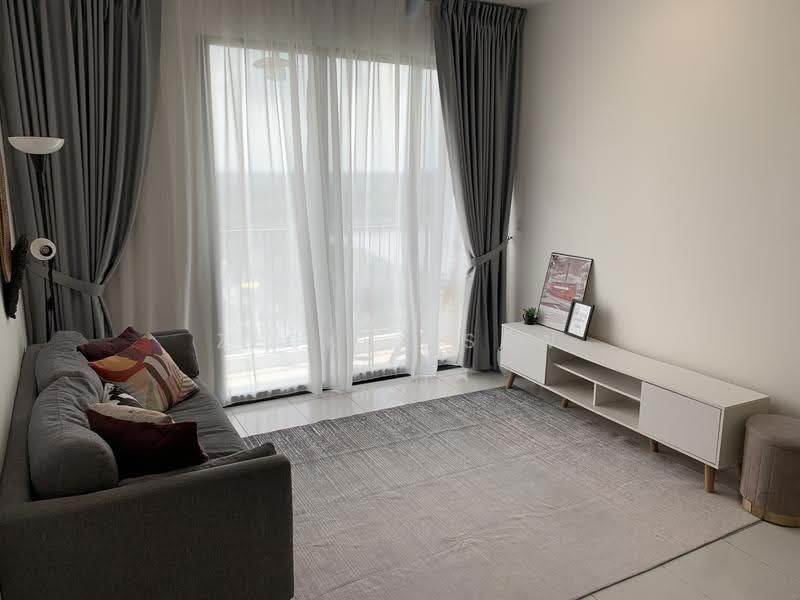 Kediaman Servis untuk Disewa di E'Island Lake Haven - Zeckry Saw - Living Room - PropertyGuru.com.my