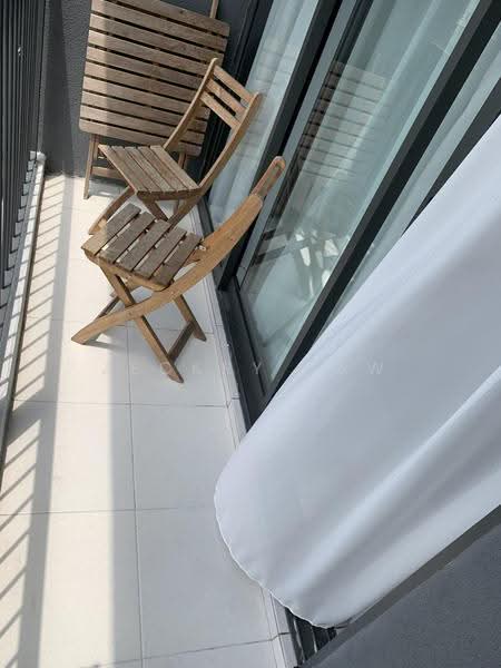 Kediaman Servis untuk Disewa di E'Island Lake Haven - Zeckry Saw - Balcony - PropertyGuru.com.my