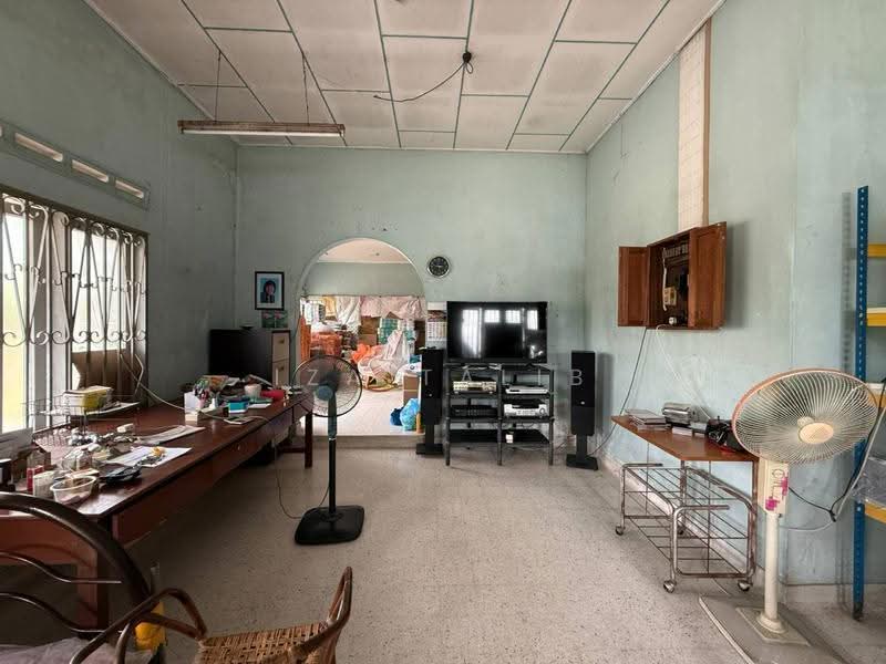 Bungalow House for Sale in Taiping (Perak) - Iza Talib - Living Room - PropertyGuru.com.my