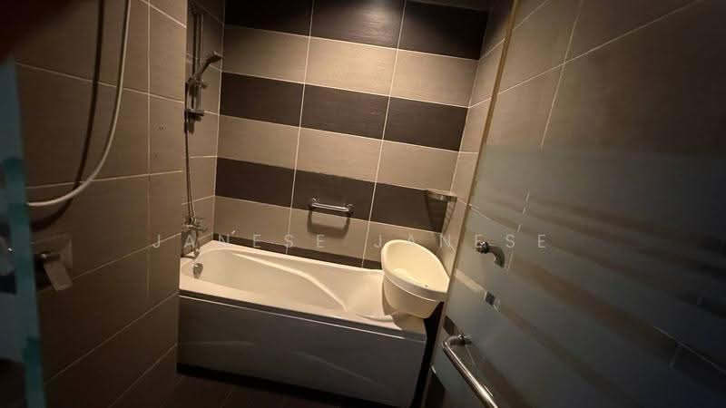 Condominium for Rent at KSL D'Esplanade Residence - Janese Janese - Bathroom - PropertyGuru.com.my