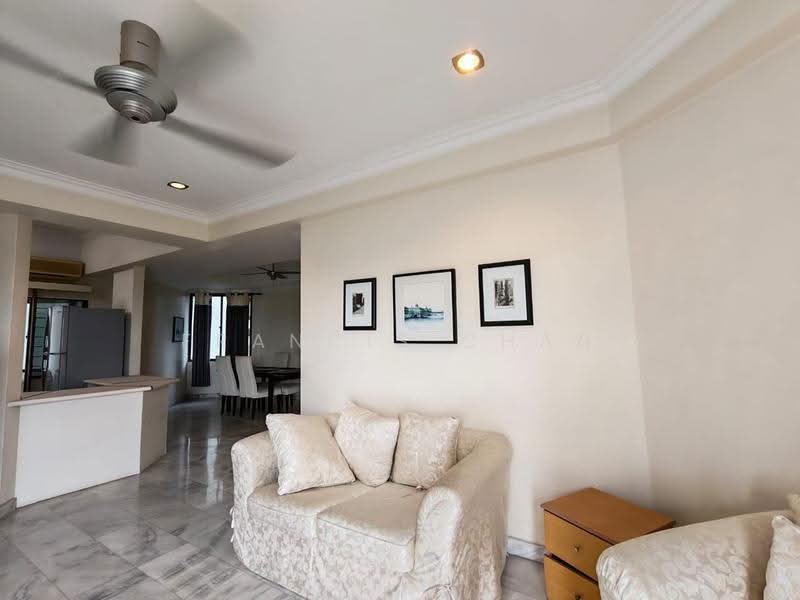 Condominium for Sale at Marina Tower (Ratu Mutiara) - Francis Chan - Living Room - PropertyGuru.com.my