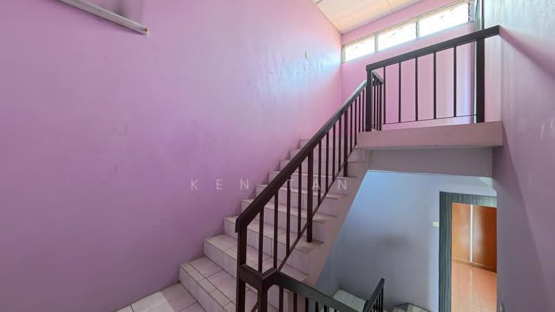 Rumah Teres 2.5-Tingkat untuk Dijual di Taman Bukit Serdang (Seri Kembangan) - KEN TAN - Interior - PropertyGuru.com.my