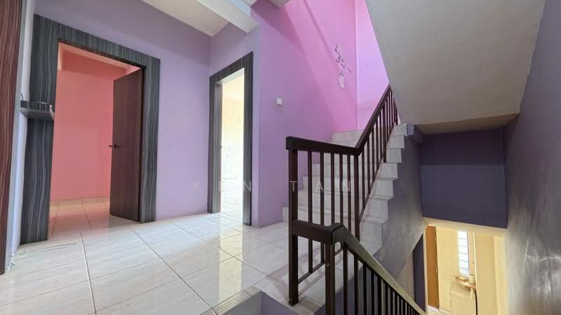 Rumah Teres 2.5-Tingkat untuk Dijual di Taman Bukit Serdang (Seri Kembangan) - KEN TAN - Interior - PropertyGuru.com.my