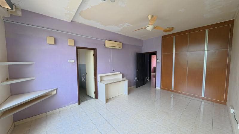 Rumah Teres 2.5-Tingkat untuk Dijual di Taman Bukit Serdang (Seri Kembangan) - KEN TAN - Interior - PropertyGuru.com.my