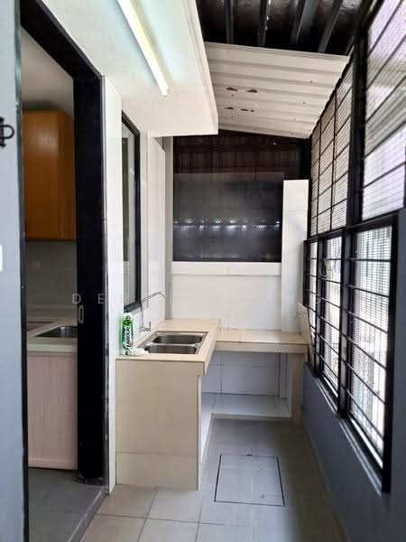 2-storey Terraced House for Sale in Denai Alam (Shah Alam) - Derrick Ang - Kitchen - PropertyGuru.com.my