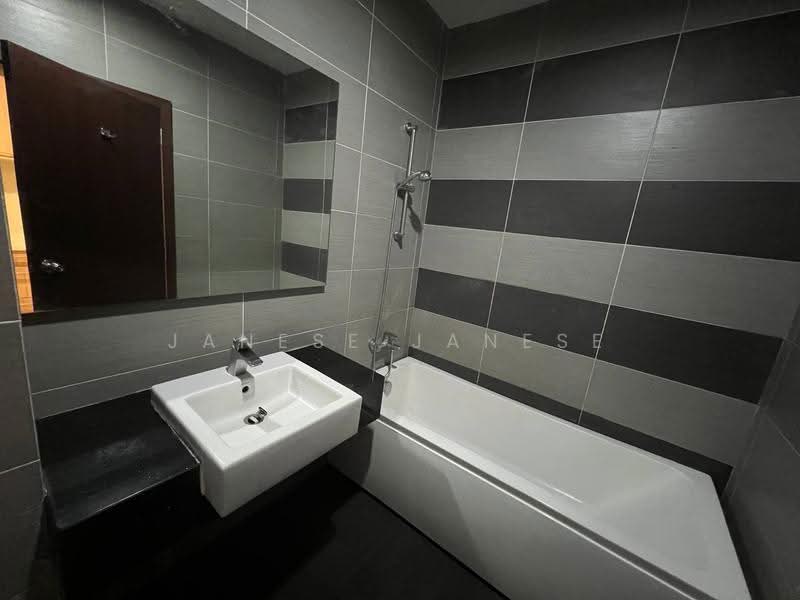 Condominium for Rent at KSL D'Esplanade Residence - Janese Janese - Bathroom - PropertyGuru.com.my