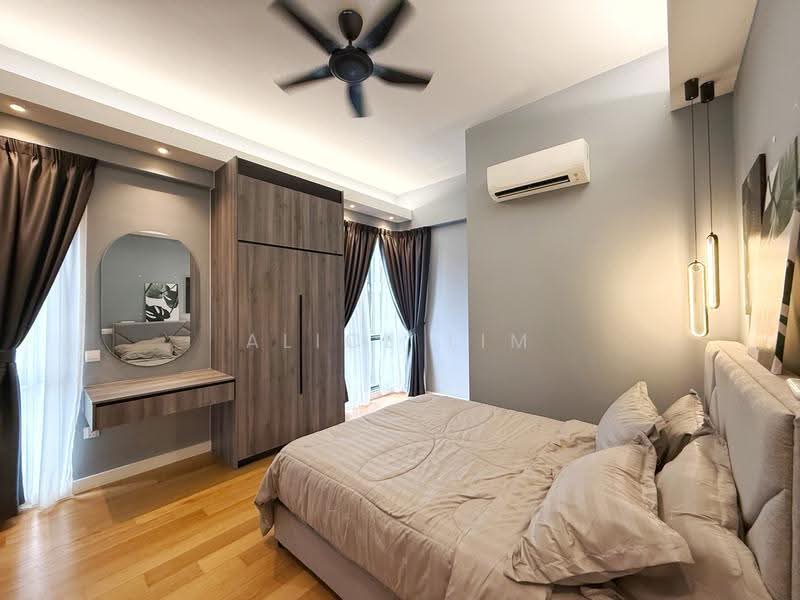 Kediaman Servis untuk Dijual di The Sentral Suites - Alice Lim - Bedroom - PropertyGuru.com.my