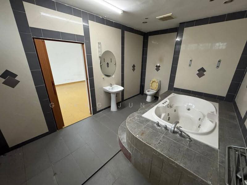 1-storey Terraced House for Sale in Taman Puteri Wangsa (Ulu Tiram) - Guang Jun Loh - PropertyGuru.com.my