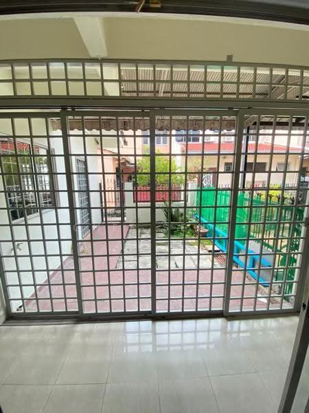 2-storey Terraced House for Rent in Desa Moccis (Sungai Buloh) - Chee Seng - Exterior - PropertyGuru.com.my