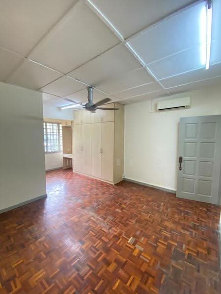2-storey Terraced House for Rent in Desa Moccis (Sungai Buloh) - Chee Seng - Interior - PropertyGuru.com.my