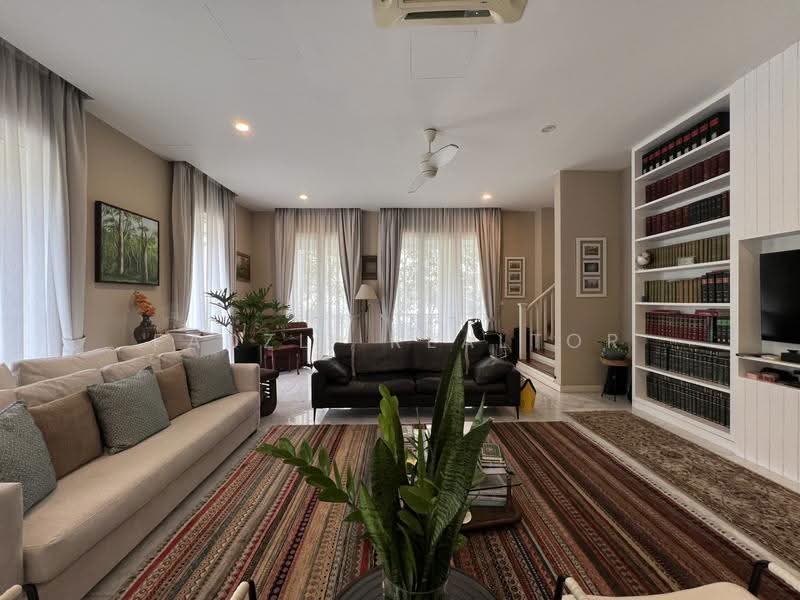 Semi-Detached House for Sale in Desa Sri Hartamas (Sri Hartamas) - Fadzli Realtor - Living Room - PropertyGuru.com.my