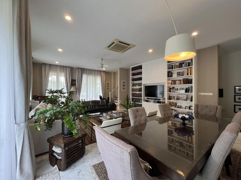 Semi-Detached House for Sale in Desa Sri Hartamas (Sri Hartamas) - Fadzli Realtor - Living Room - PropertyGuru.com.my