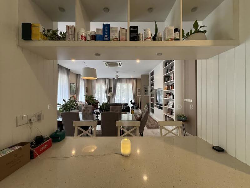 Semi-Detached House for Sale in Desa Sri Hartamas (Sri Hartamas) - Fadzli Realtor - Living Room - PropertyGuru.com.my