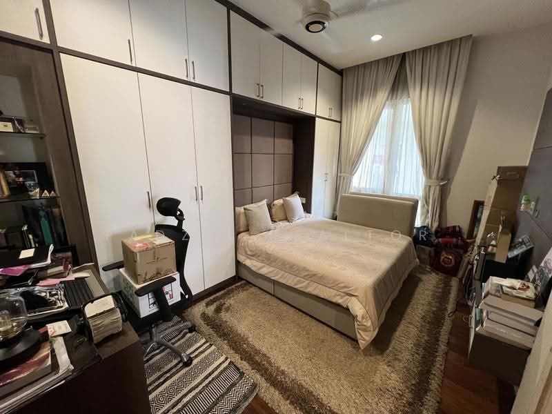 Semi-Detached House for Sale in Desa Sri Hartamas (Sri Hartamas) - Fadzli Realtor - Bedroom - PropertyGuru.com.my