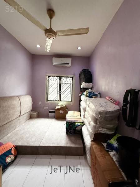 Rumah Teres 2-Tingkat untuk Dijual di Taman Klang Utama (Kapar) - Daniel Kok - Bedroom - PropertyGuru.com.my