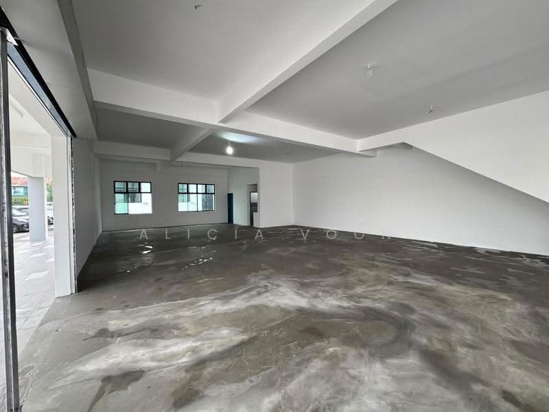 Kedai / Pejabat untuk Disewa di Taman Pelangi Indah (Ulu Tiram) - Alicia Voon - Interior - PropertyGuru.com.my