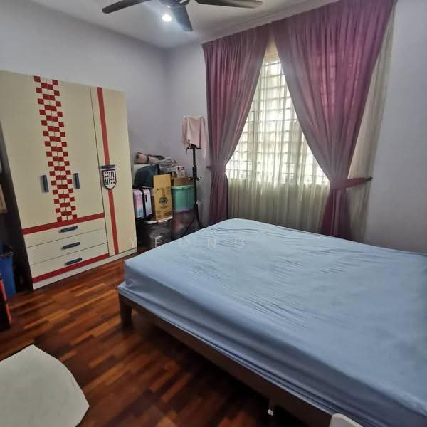 Rumah Banglo untuk Dijual di Bukit Rahman Putra (Sungai Buloh) - Yeong . - Bedroom - PropertyGuru.com.my