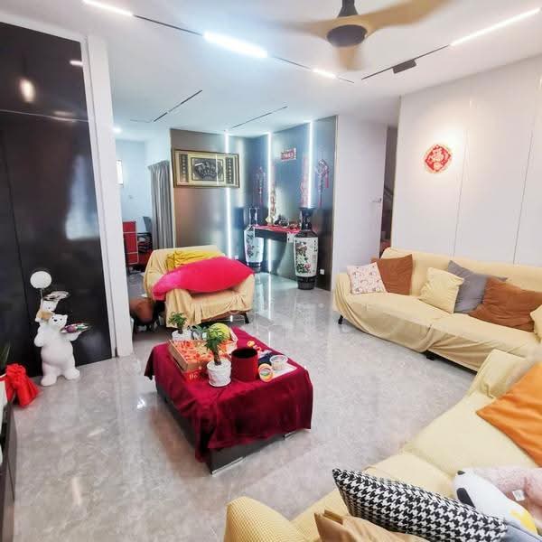 Rumah Banglo untuk Dijual di Bukit Rahman Putra (Sungai Buloh) - Yeong . - Living Room - PropertyGuru.com.my