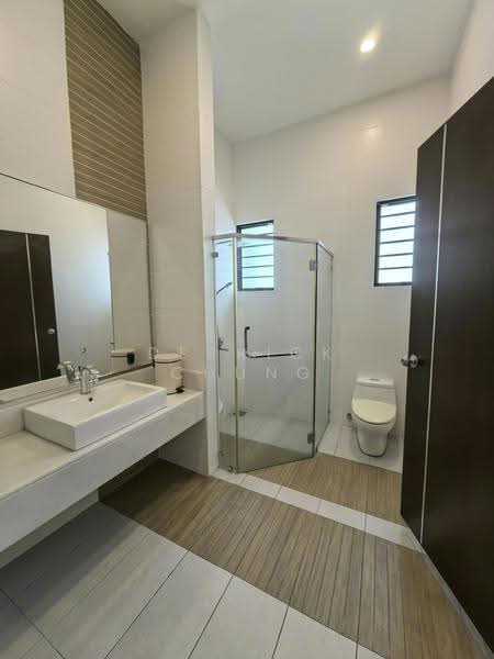 Semi-Detached House for Sale in Ipoh (Perak) - Derrick Chung - Bathroom - PropertyGuru.com.my