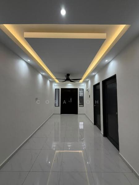 Rumah Teres 1-Tingkat untuk Dijual di Taman Johor Jaya (Johor Bahru) - Cora Loh - Corridor - PropertyGuru.com.my