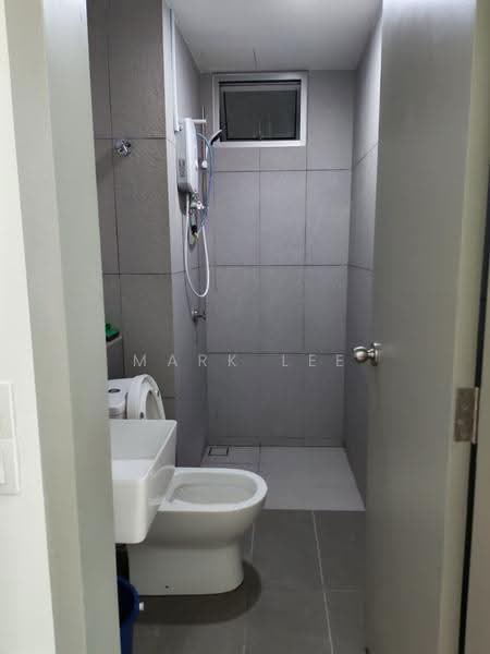 Kondominium untuk Disewa di Lakefront Residence - Mark Lee - Bathroom - PropertyGuru.com.my