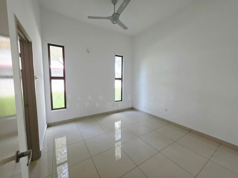 Cluster House for Sale in Taman Daiman Jaya (Kota Tinggi) - Azlan Ismail aiproperty - Interior - PropertyGuru.com.my