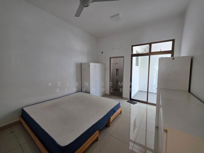 Cluster House for Sale in Taman Daiman Jaya (Kota Tinggi) - Azlan Ismail aiproperty - Bedroom - PropertyGuru.com.my