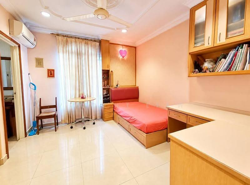 Bungalow House for Sale in Kota Damansara (Selangor) - Vincent Liaw - Bedroom - PropertyGuru.com.my
