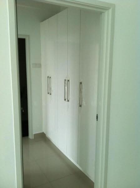 Kediaman Servis untuk Disewa di Tropez Residences - Sausa Lee - Corridor - PropertyGuru.com.my