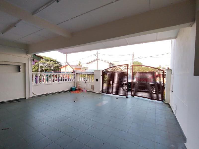 2-storey Terraced House for Sale in Taman Sri Kluang (Kluang) - May Tan - Exterior - PropertyGuru.com.my