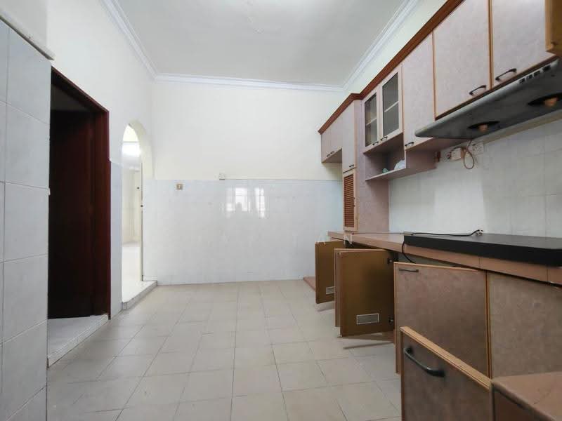 2-storey Terraced House for Sale in Taman Sri Kluang (Kluang) - May Tan - Kitchen - PropertyGuru.com.my