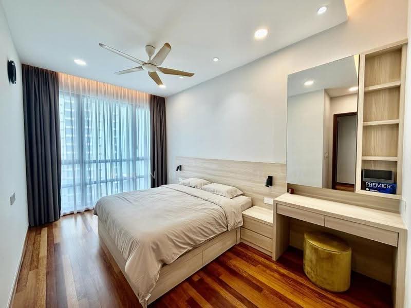 Kondominium untuk Dijual di Queens Residences Q1 @ Queens Waterfront - Francis Chan - Bedroom - PropertyGuru.com.my