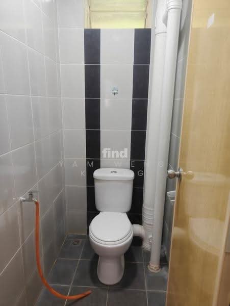 Kondominium untuk Disewa di Mutiara Villa Condominium - Yam Weng Keong - Bathroom - PropertyGuru.com.my