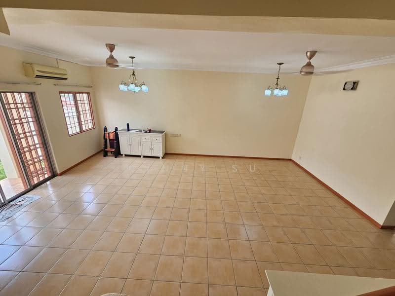 2-storey Terraced House for Sale in Sunway Kayangan (Shah Alam) - Winny Su - Living Room - PropertyGuru.com.my