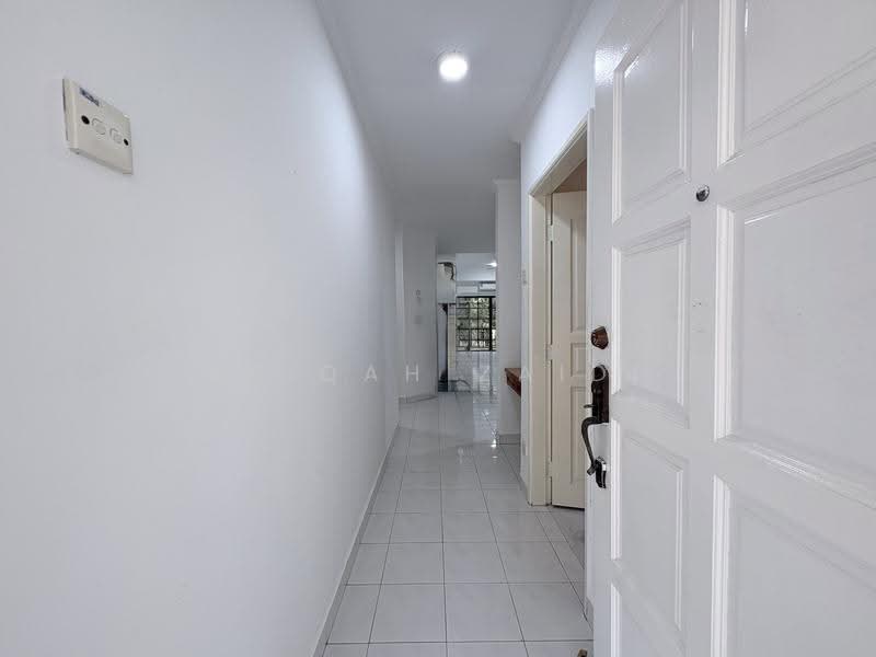 Rumah Bandar untuk Disewa di Country Heights (Kajang) - Afiqah zaidi - PropertyGuru.com.my