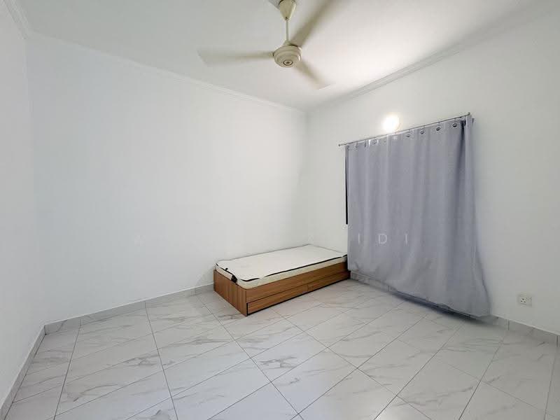 Rumah Bandar untuk Disewa di Country Heights (Kajang) - Afiqah zaidi - Bedroom - PropertyGuru.com.my