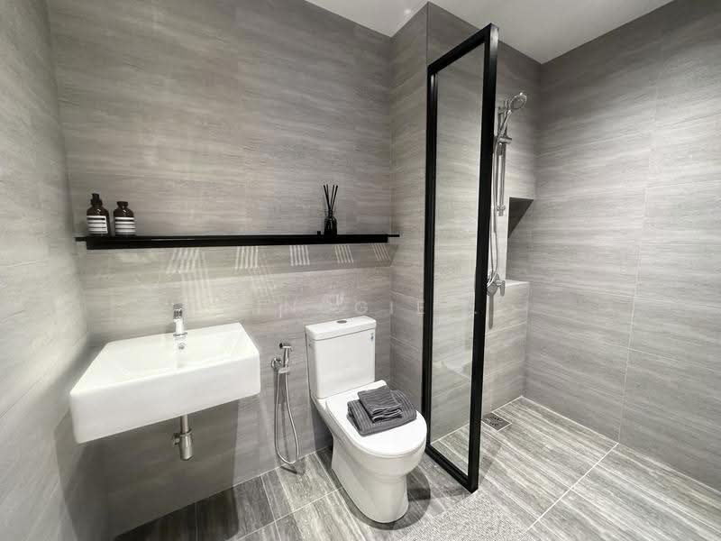 Service Residence for Sale at The LightHauz - Minggie . - Bathroom - PropertyGuru.com.my
