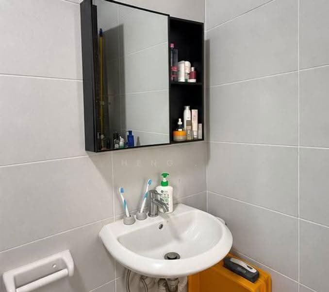 Kondominium untuk Disewa di KSL Residence 2 @ Kangkar Tebrau - Heng . - Bathroom - PropertyGuru.com.my