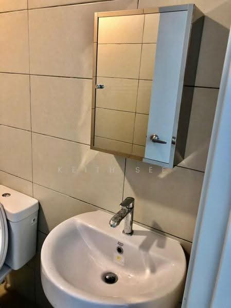 Kondominium untuk Dijual di Amverton Greens - Keith See - Bathroom - PropertyGuru.com.my